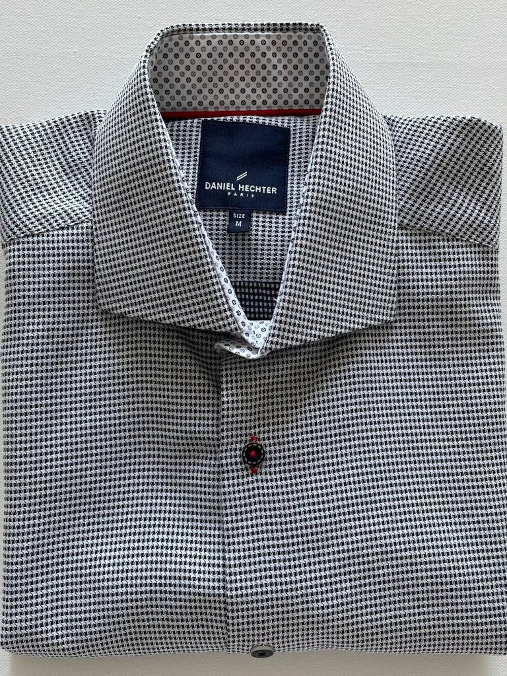 Daniel Hechter Paris Short-Sleeve Button-Down Shirt | Contrast Detail